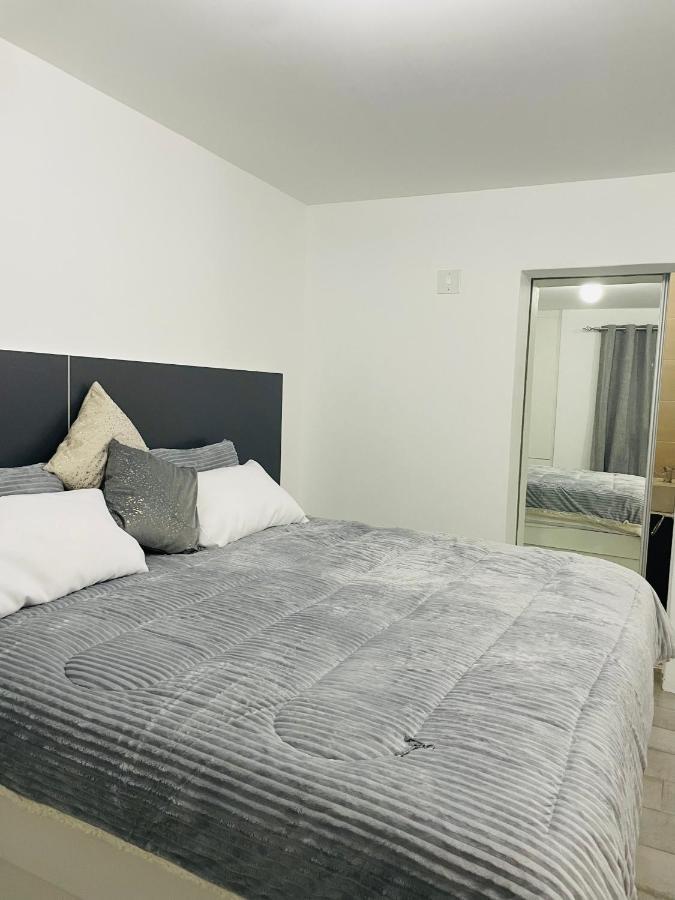 Moh Ville Guest House Maseru Bagian luar foto