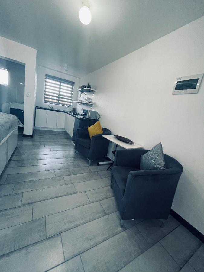 Moh Ville Guest House Maseru Bagian luar foto