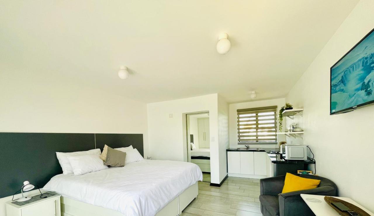 Moh Ville Guest House Maseru Bagian luar foto